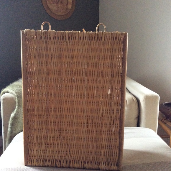 ❤️SOLD❤️Boho Retro Wicker Storage Freestanding - Picture 4 of 8